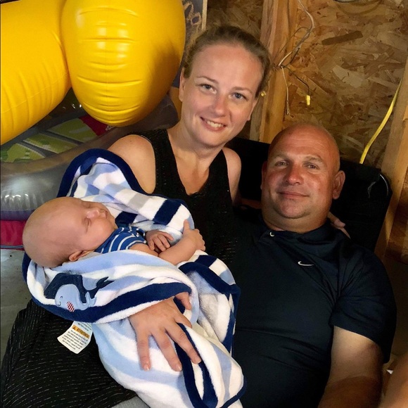 Meet your Posher, Priscilla - Picture 2 of 2